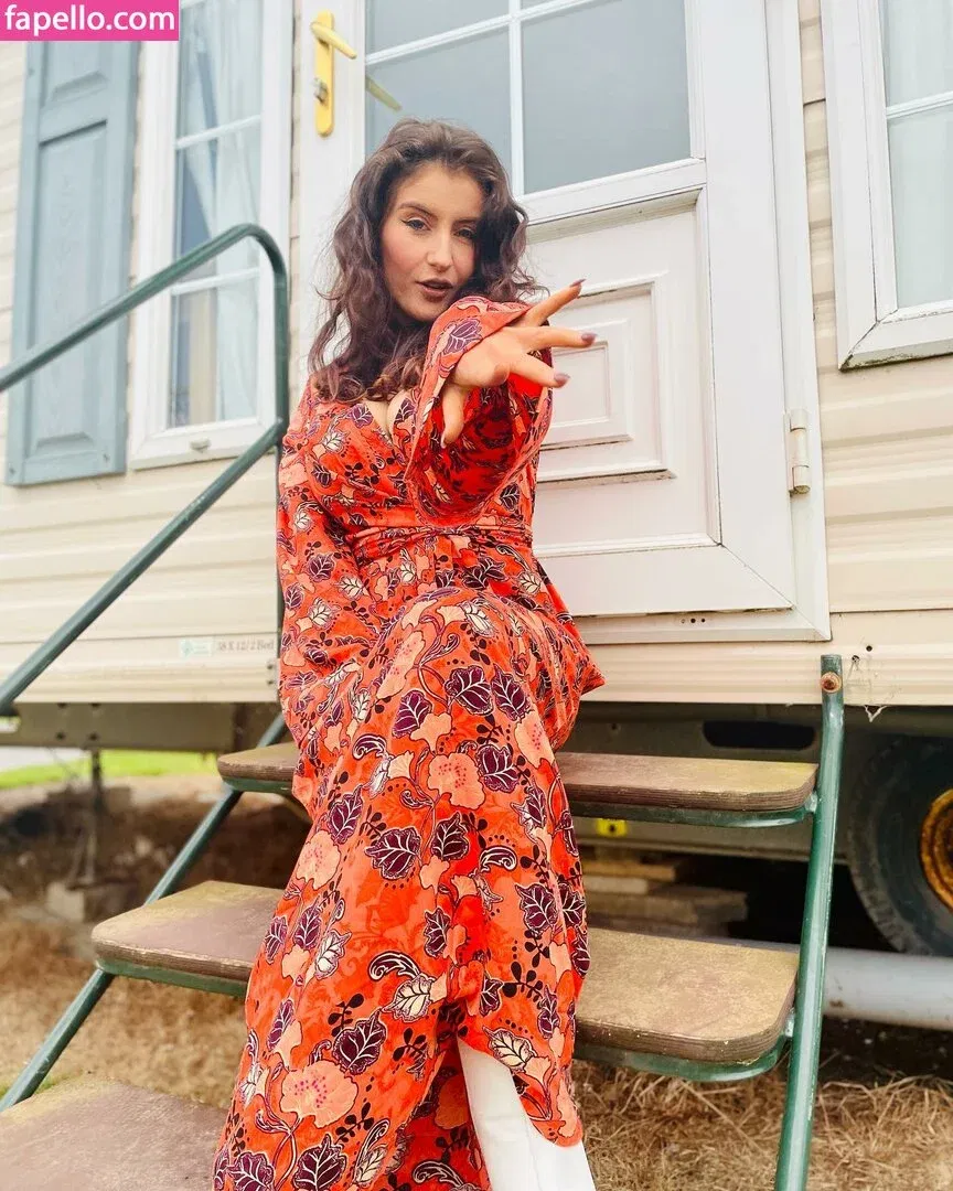 Rachell Briggs Onlyfans Photo Gallery 