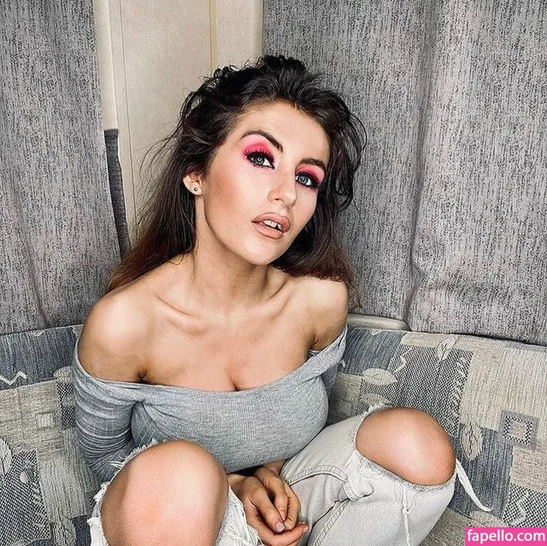 Rachell Briggs Onlyfans Photo Gallery 