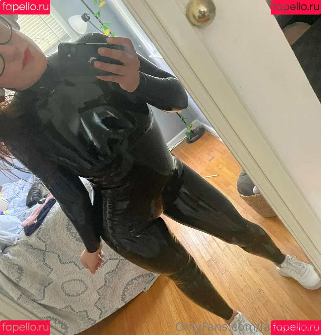 latexlovey Onlyfans Photo Gallery 