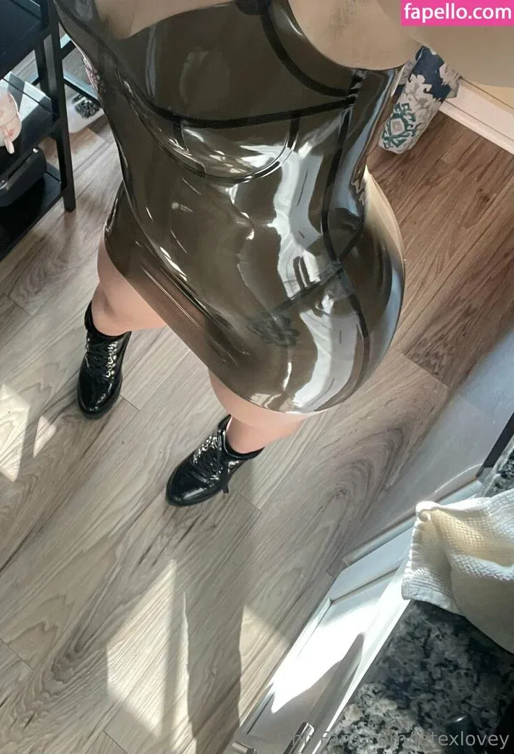 latexlovey Onlyfans Photo Gallery 