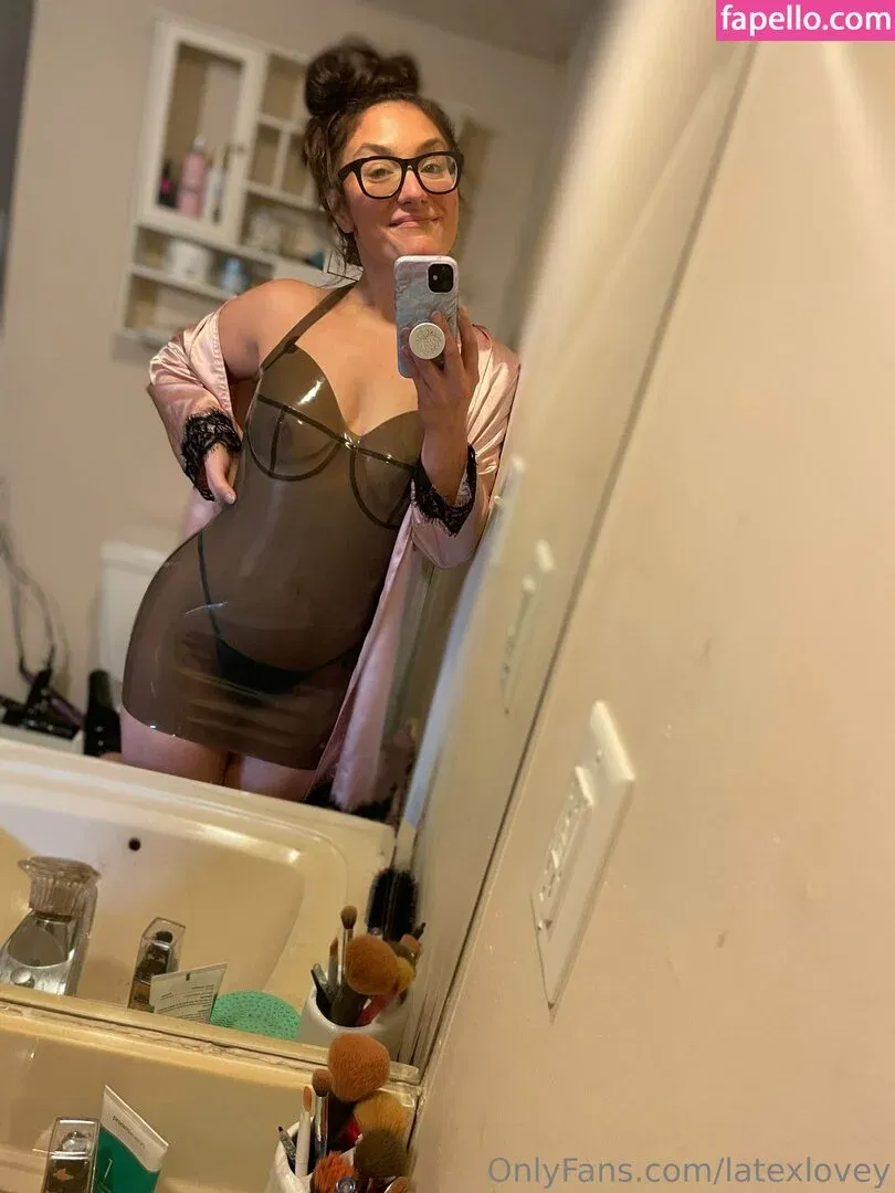 latexlovey Onlyfans Photo Gallery 