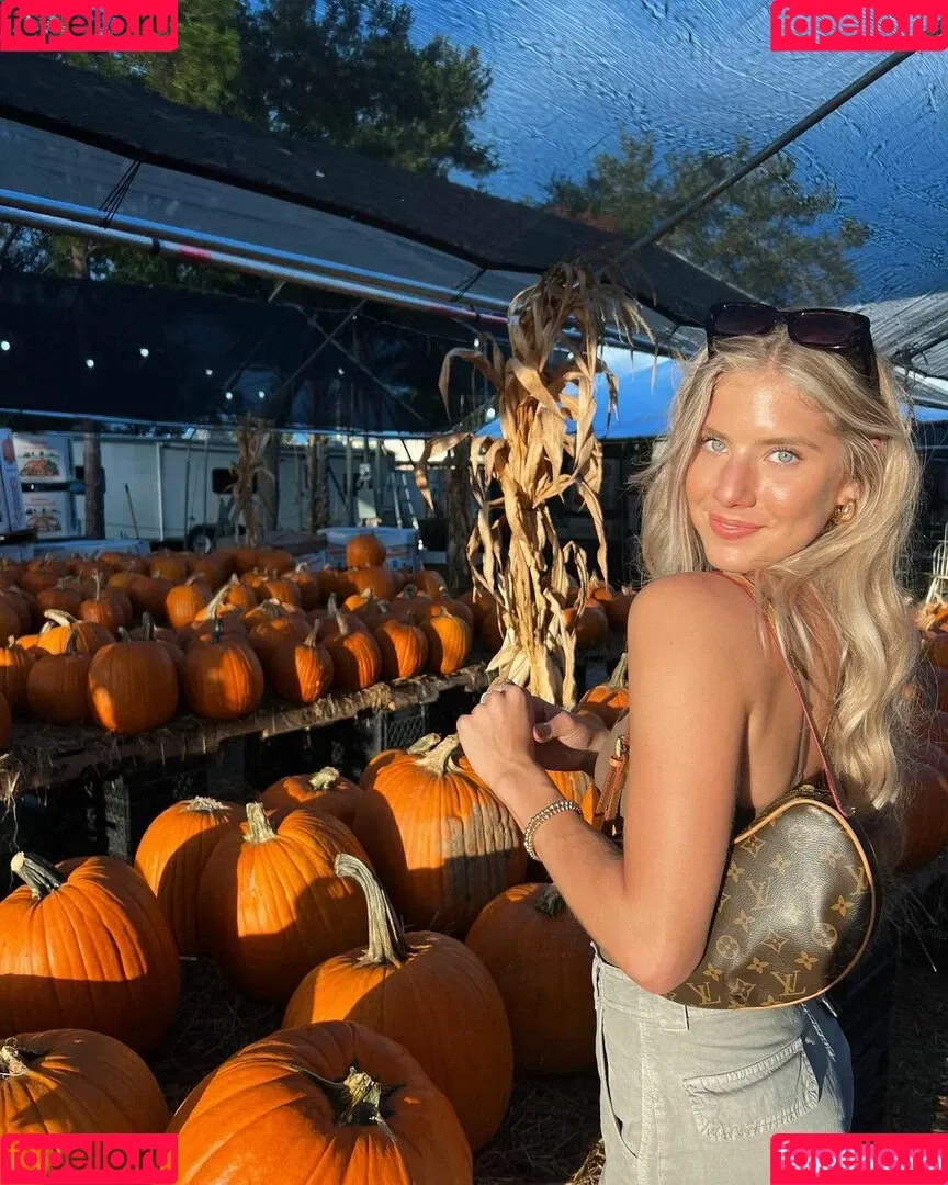 Lauren Snyder Onlyfans Photo Gallery 