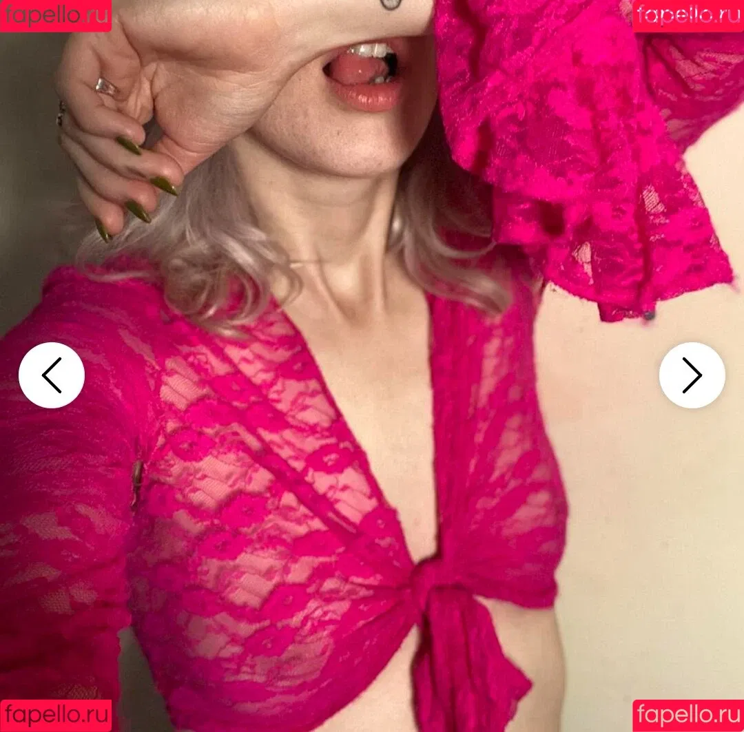Izzy Phillips Onlyfans Photo Gallery 