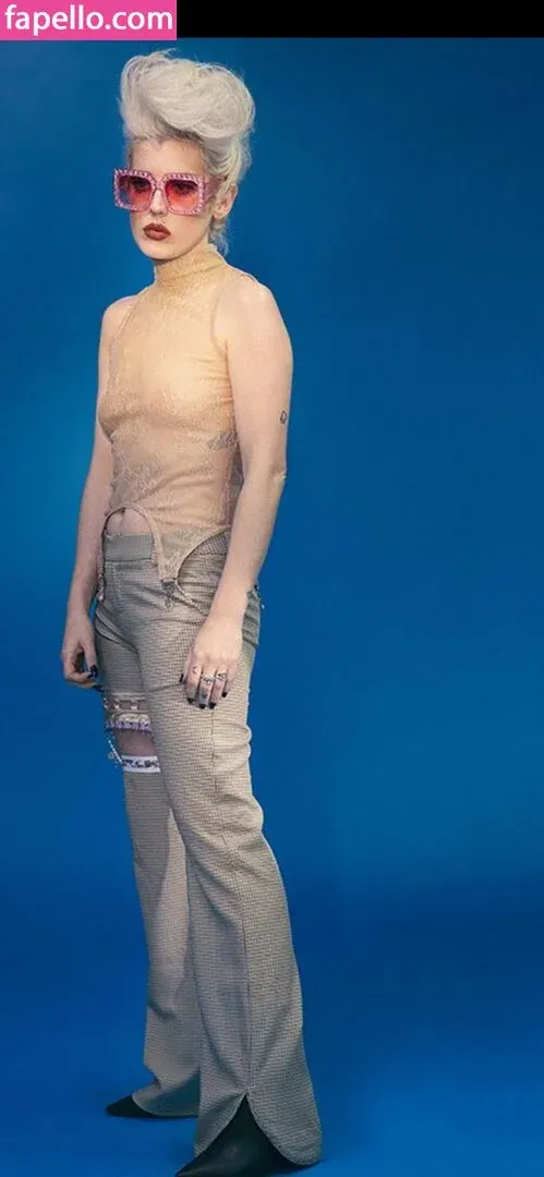 Izzy Phillips Onlyfans Photo Gallery 