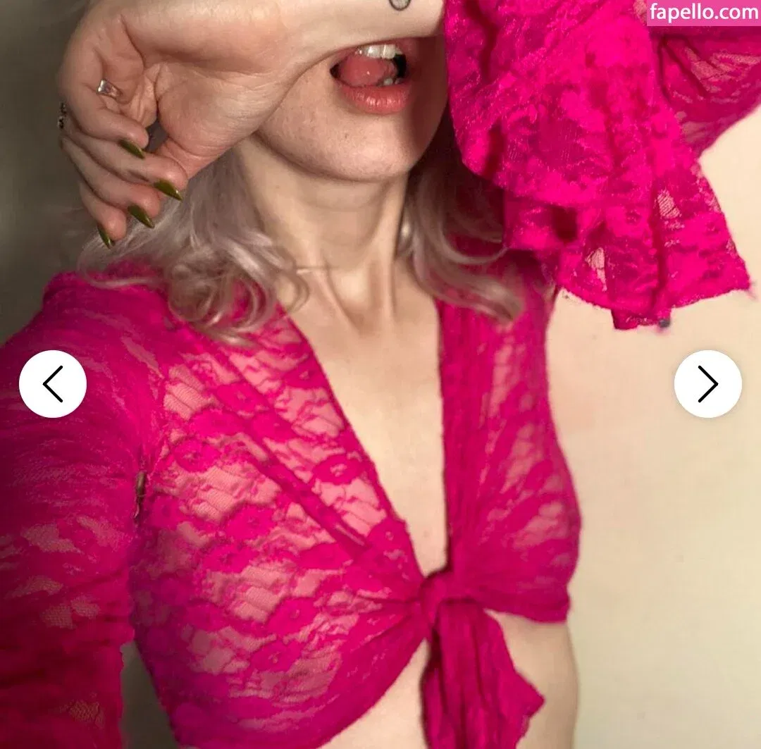 Izzy Phillips Onlyfans Photo Gallery 