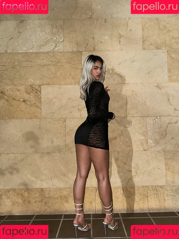 Shelynna Onlyfans Photo Gallery 