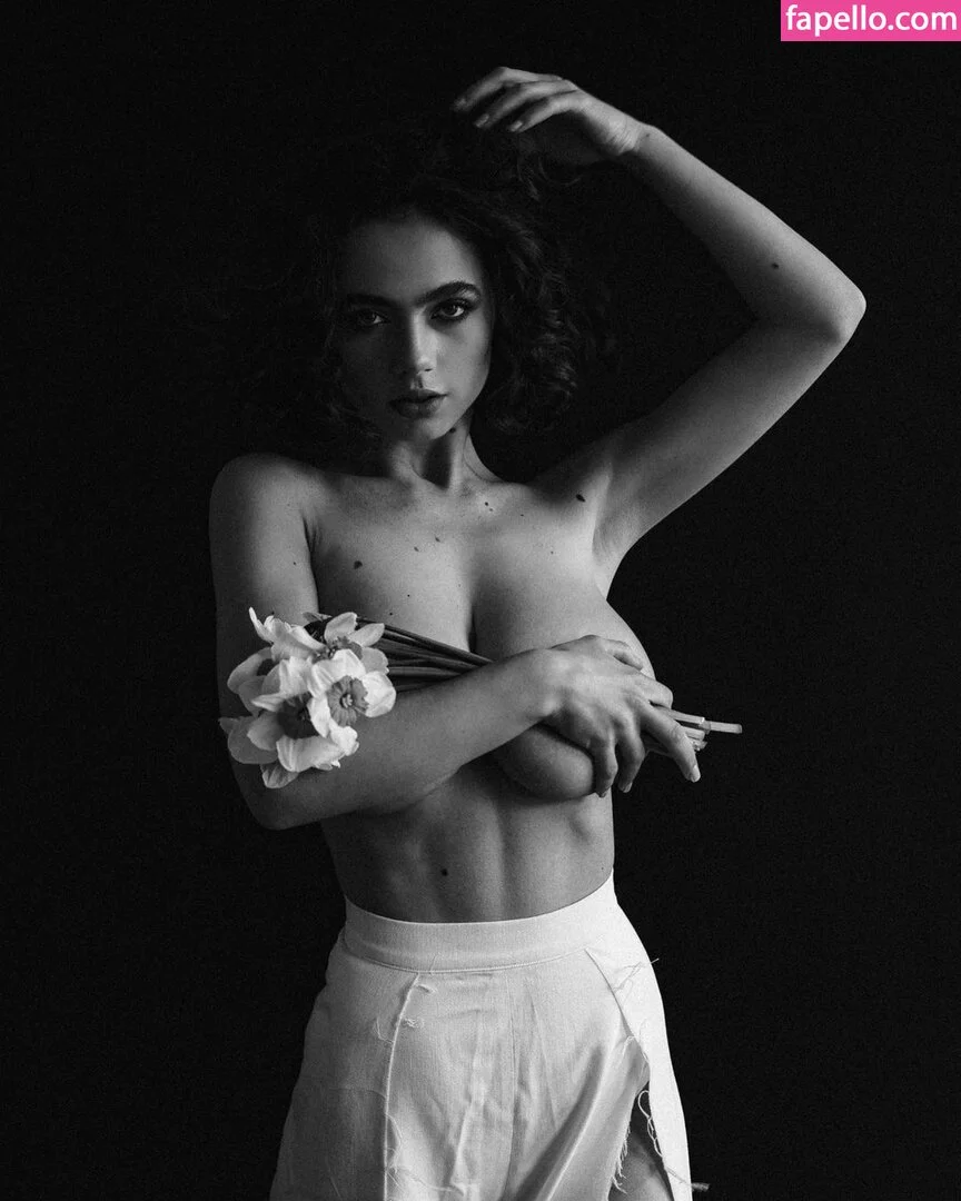 Shelynna Onlyfans Photo Gallery 