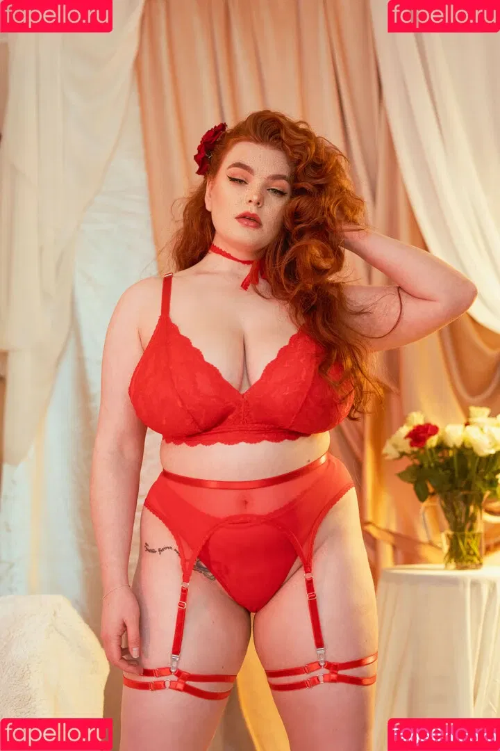 MissDeadlyRed Onlyfans Photo Gallery 