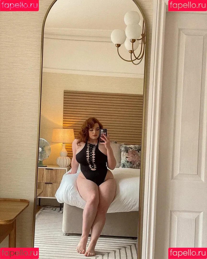 MissDeadlyRed Onlyfans Photo Gallery 