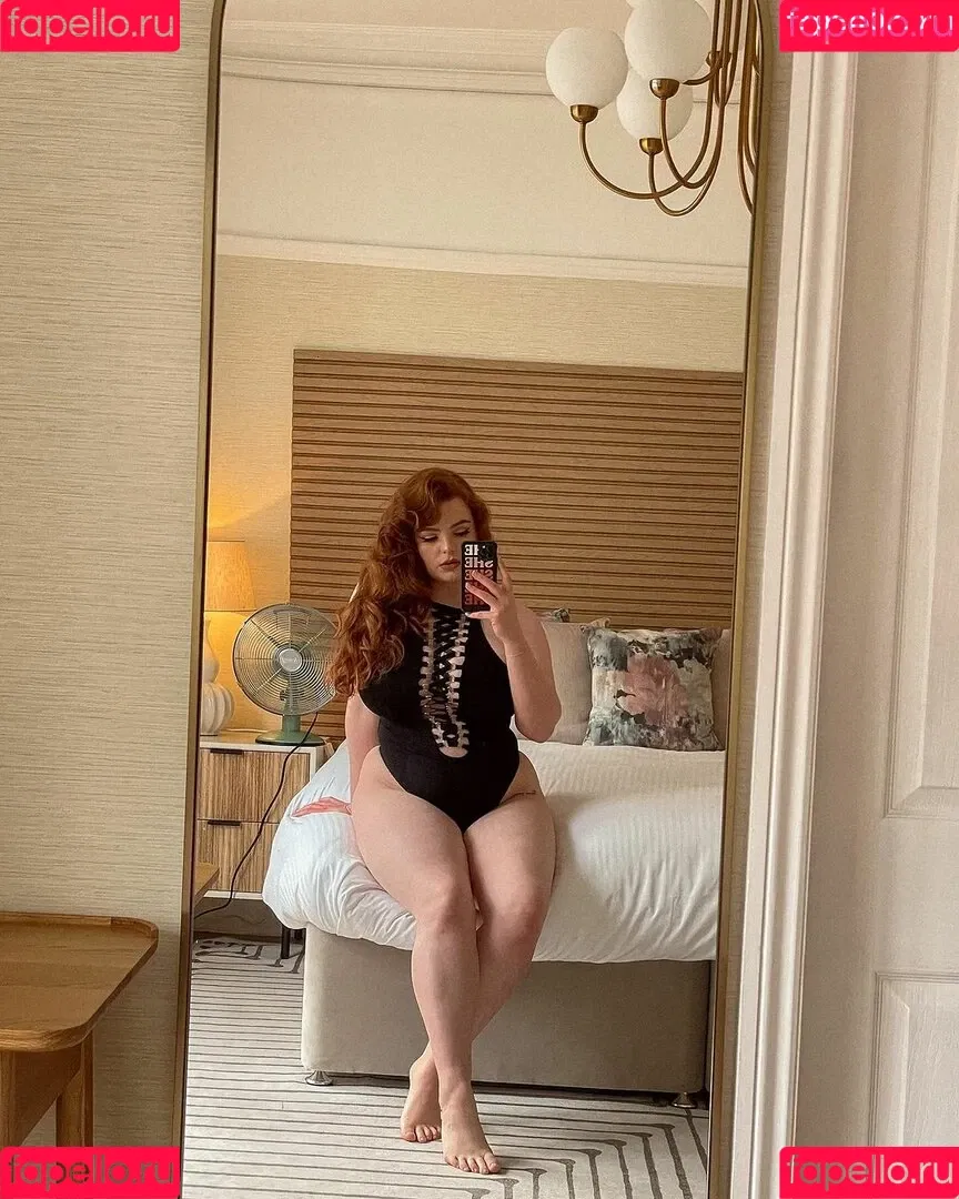 MissDeadlyRed Onlyfans Photo Gallery 