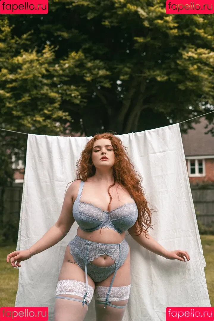 MissDeadlyRed Onlyfans Photo Gallery 