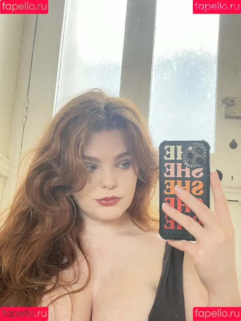 MissDeadlyRed Onlyfans Photo Gallery 