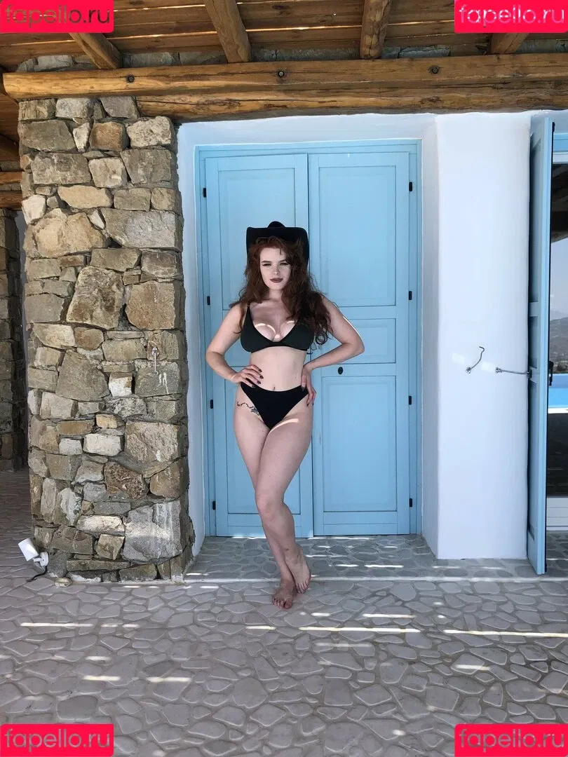 MissDeadlyRed Onlyfans Photo Gallery 