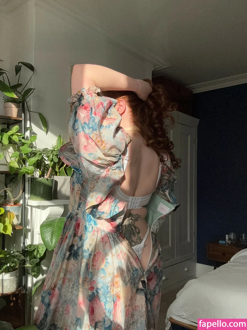 MissDeadlyRed Onlyfans Photo Gallery 