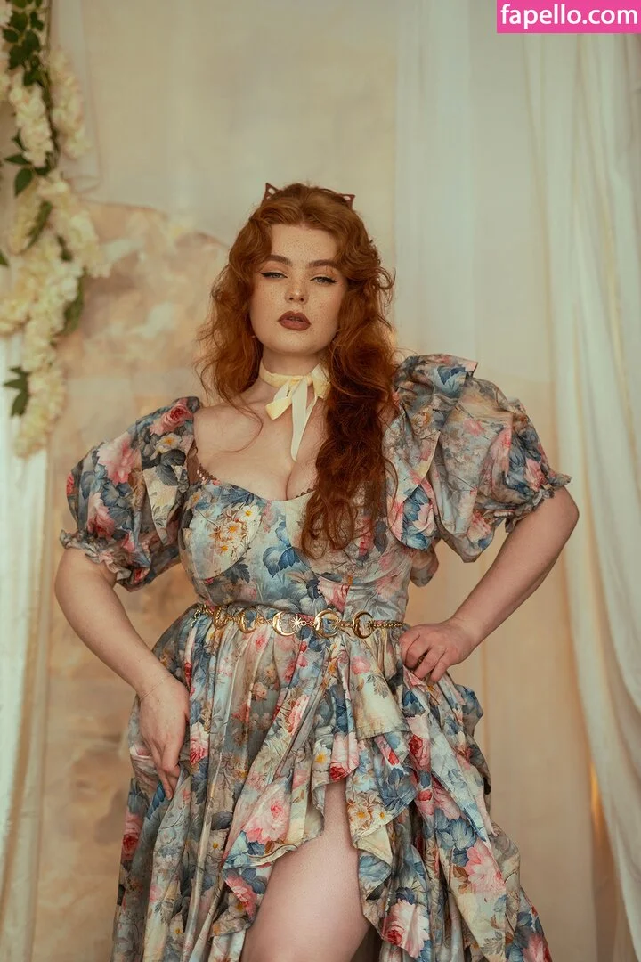 MissDeadlyRed Onlyfans Photo Gallery 