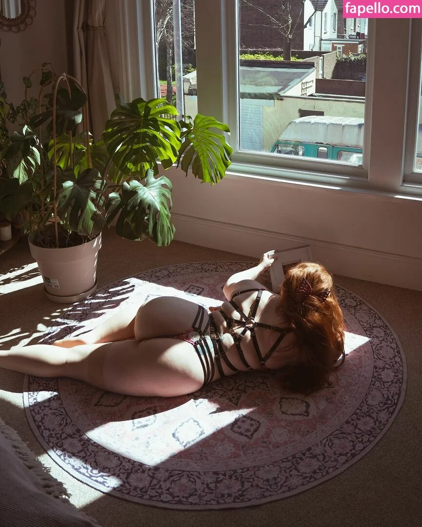 MissDeadlyRed Onlyfans Photo Gallery 