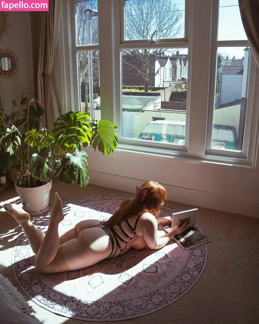 MissDeadlyRed Onlyfans Photo Gallery 