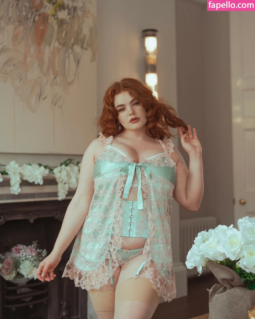 MissDeadlyRed Onlyfans Photo Gallery 