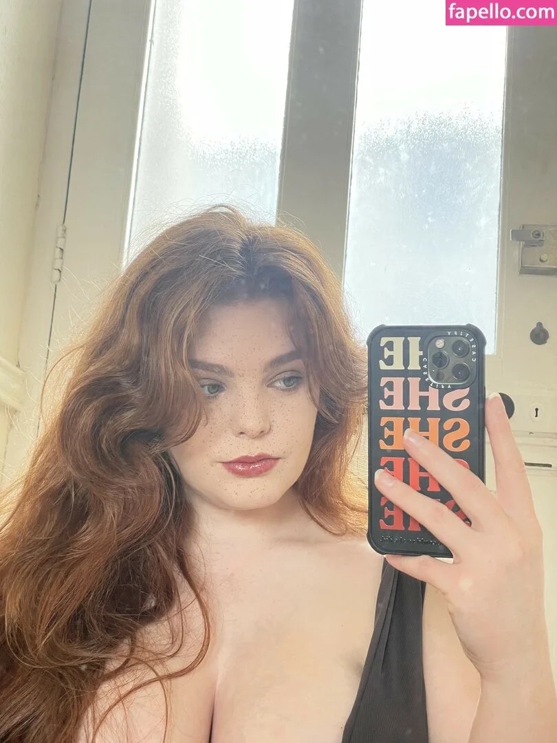 MissDeadlyRed Onlyfans Photo Gallery 