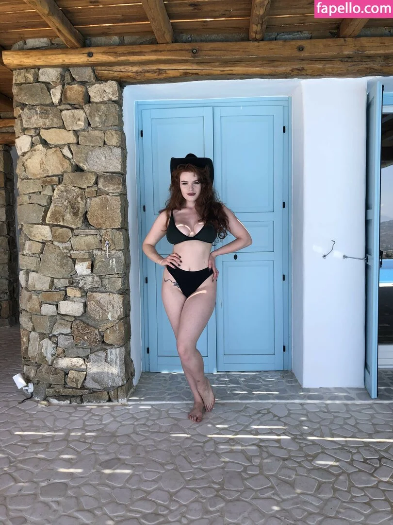 MissDeadlyRed Onlyfans Photo Gallery 