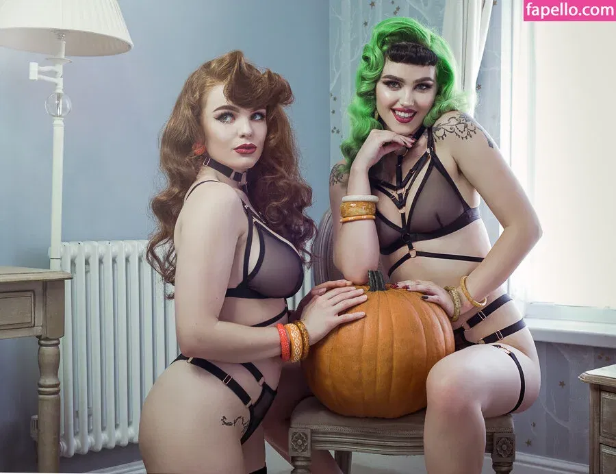 MissDeadlyRed Onlyfans Photo Gallery 