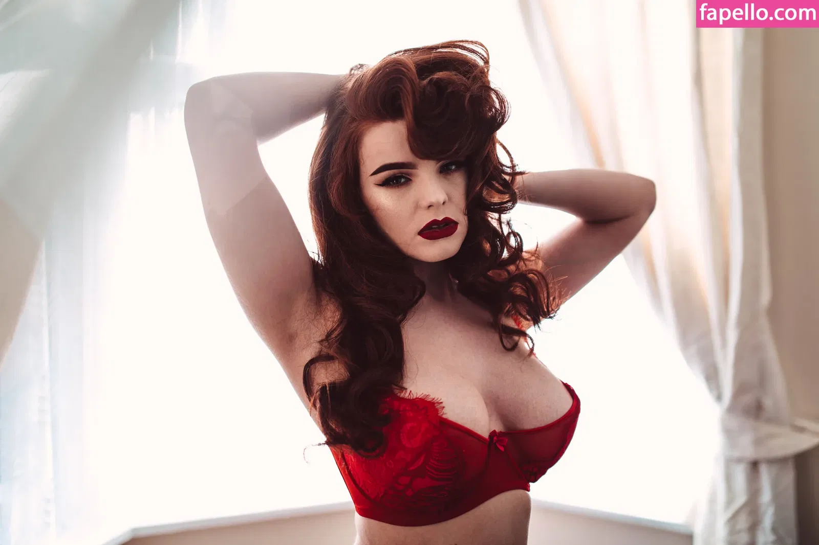 MissDeadlyRed Onlyfans Photo Gallery 