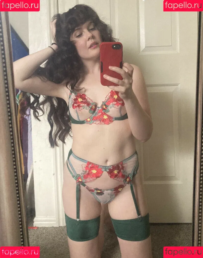 Poetickate Onlyfans Photo Gallery 