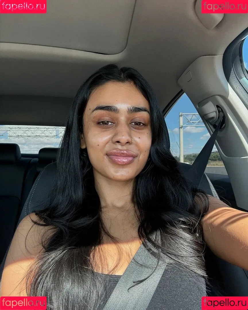Diya Pandey Onlyfans Photo Gallery 
