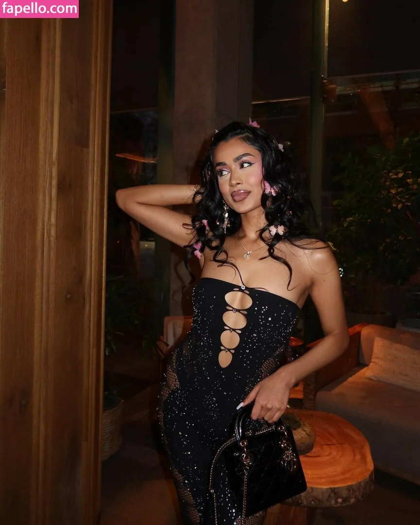 Diya Pandey Onlyfans Photo Gallery 