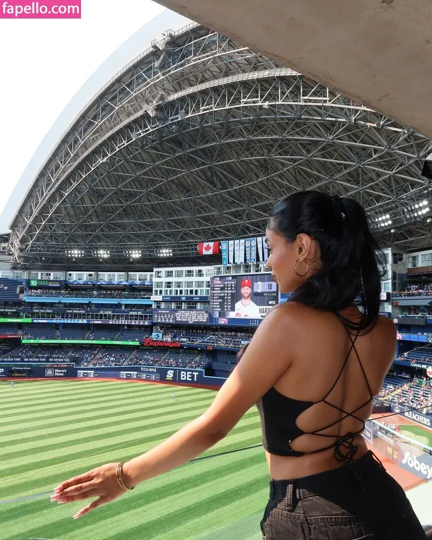 Diya Pandey Onlyfans Photo Gallery 