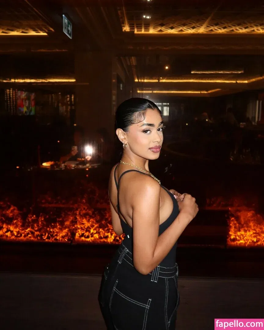 Diya Pandey Onlyfans Photo Gallery 