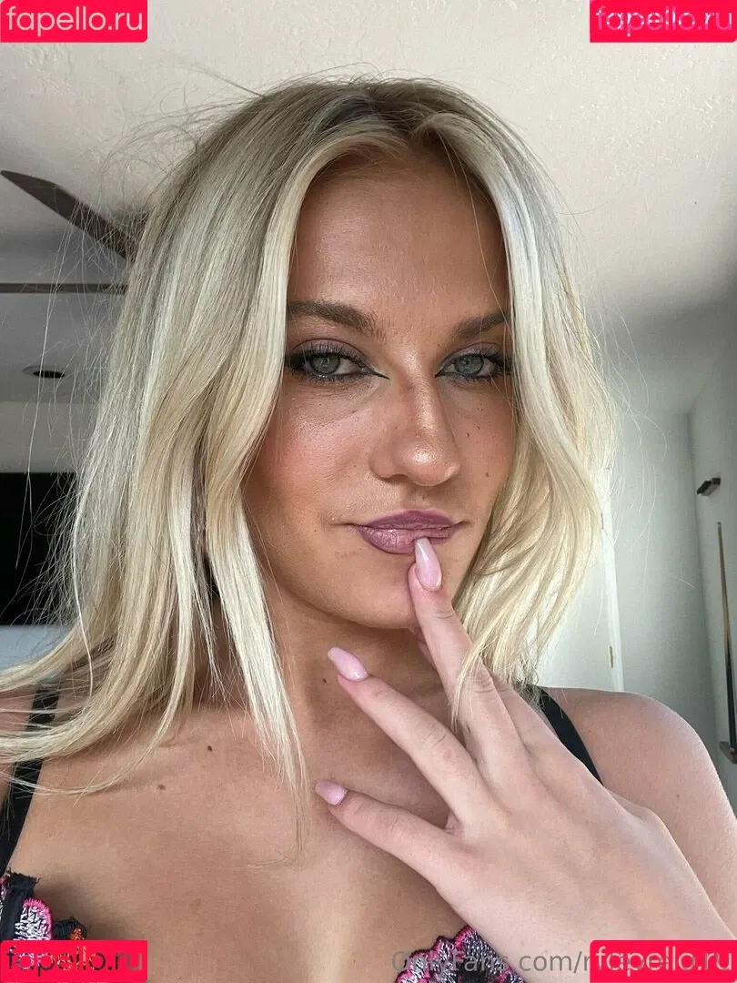 ryleyreid19 Onlyfans Photo Gallery 