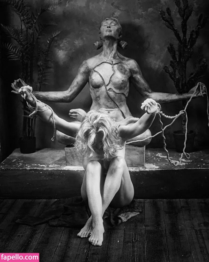 Elena Luneva Onlyfans Photo Gallery 