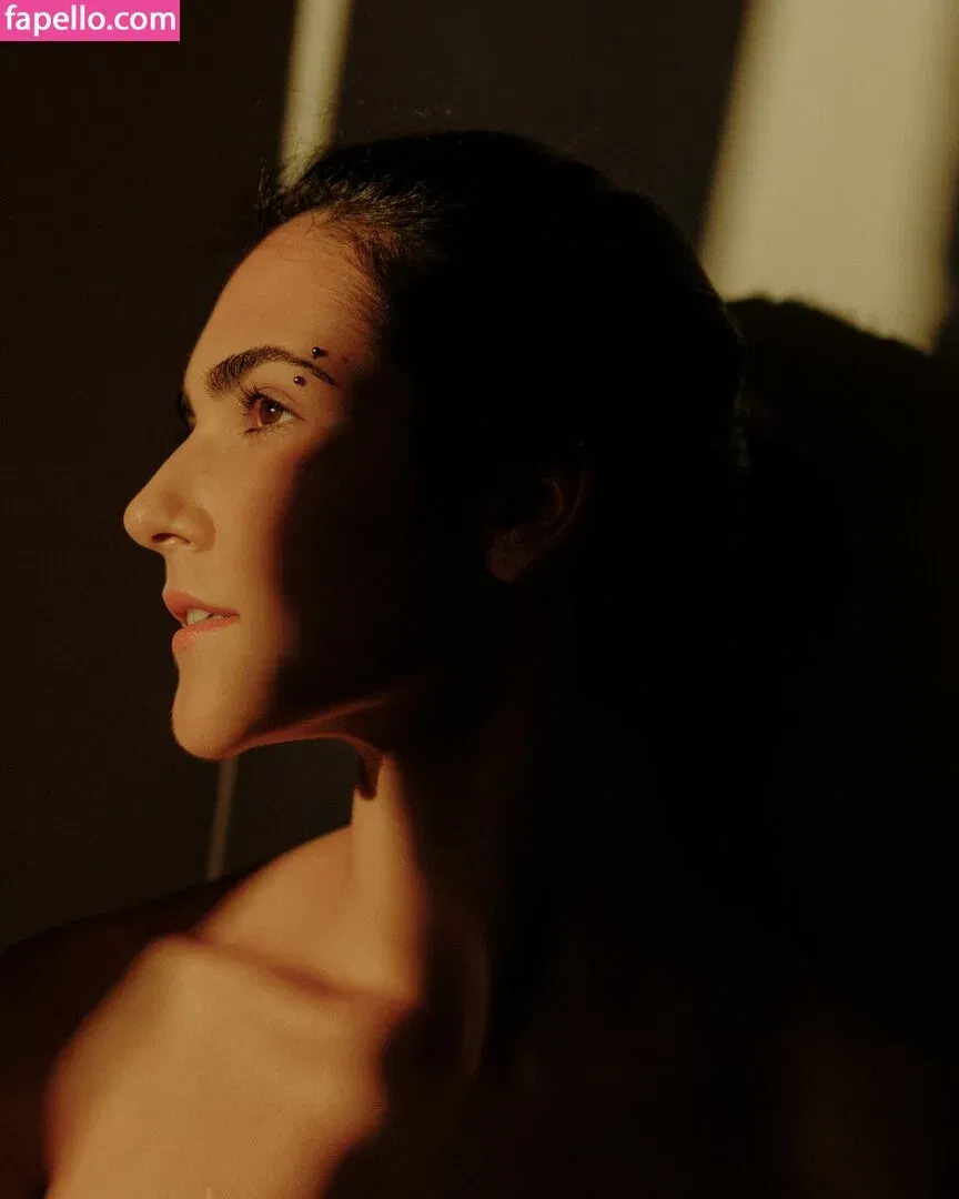 Dasha Darbandi Onlyfans Photo Gallery 