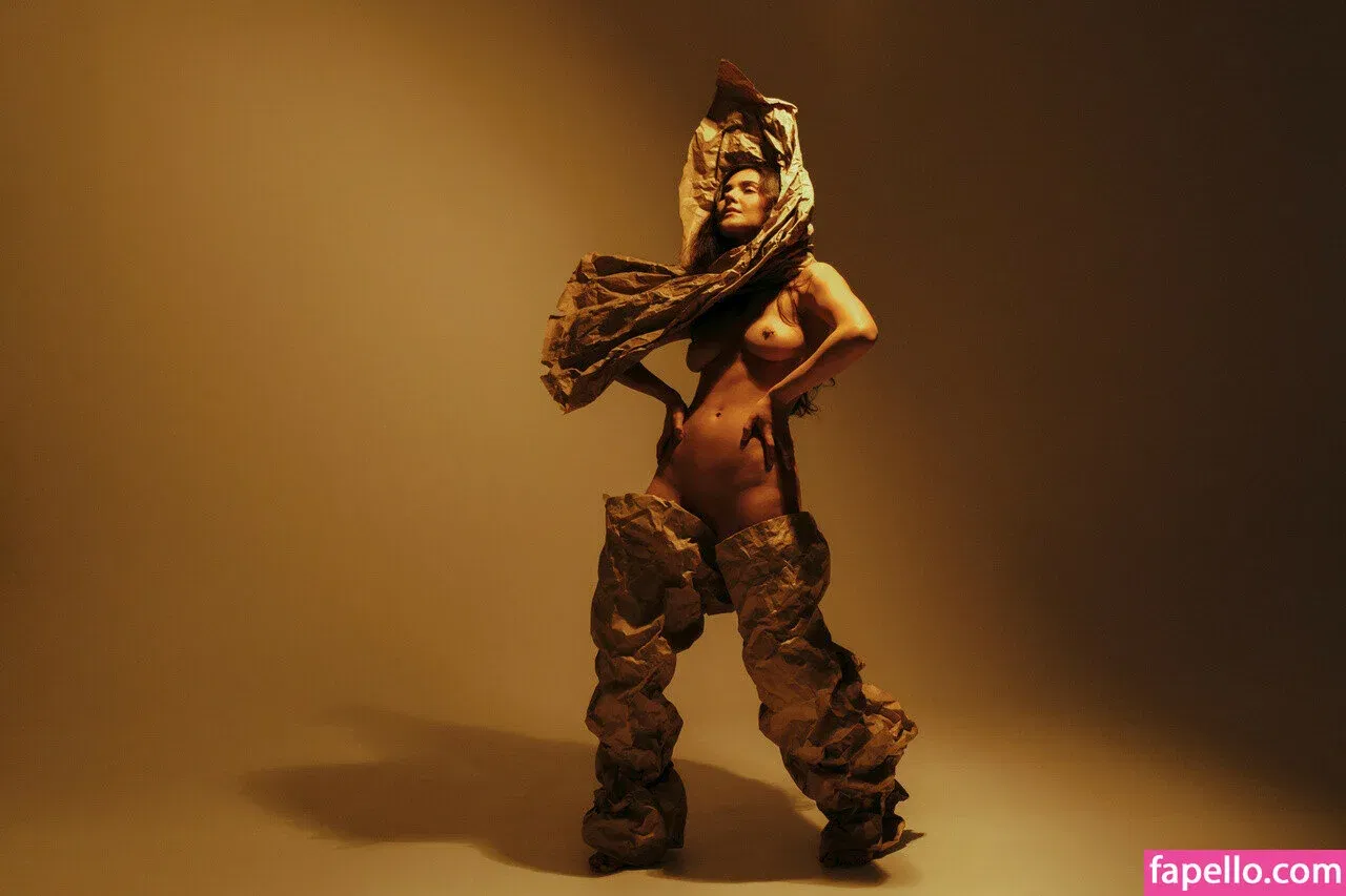 Dasha Darbandi Onlyfans Photo Gallery 