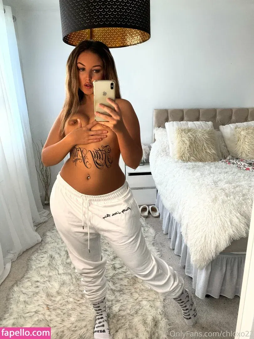 chloxo22 Onlyfans Photo Gallery 