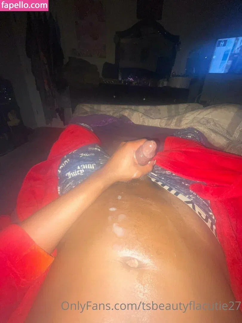 tsbeautyflacutie27 Onlyfans Photo Gallery 