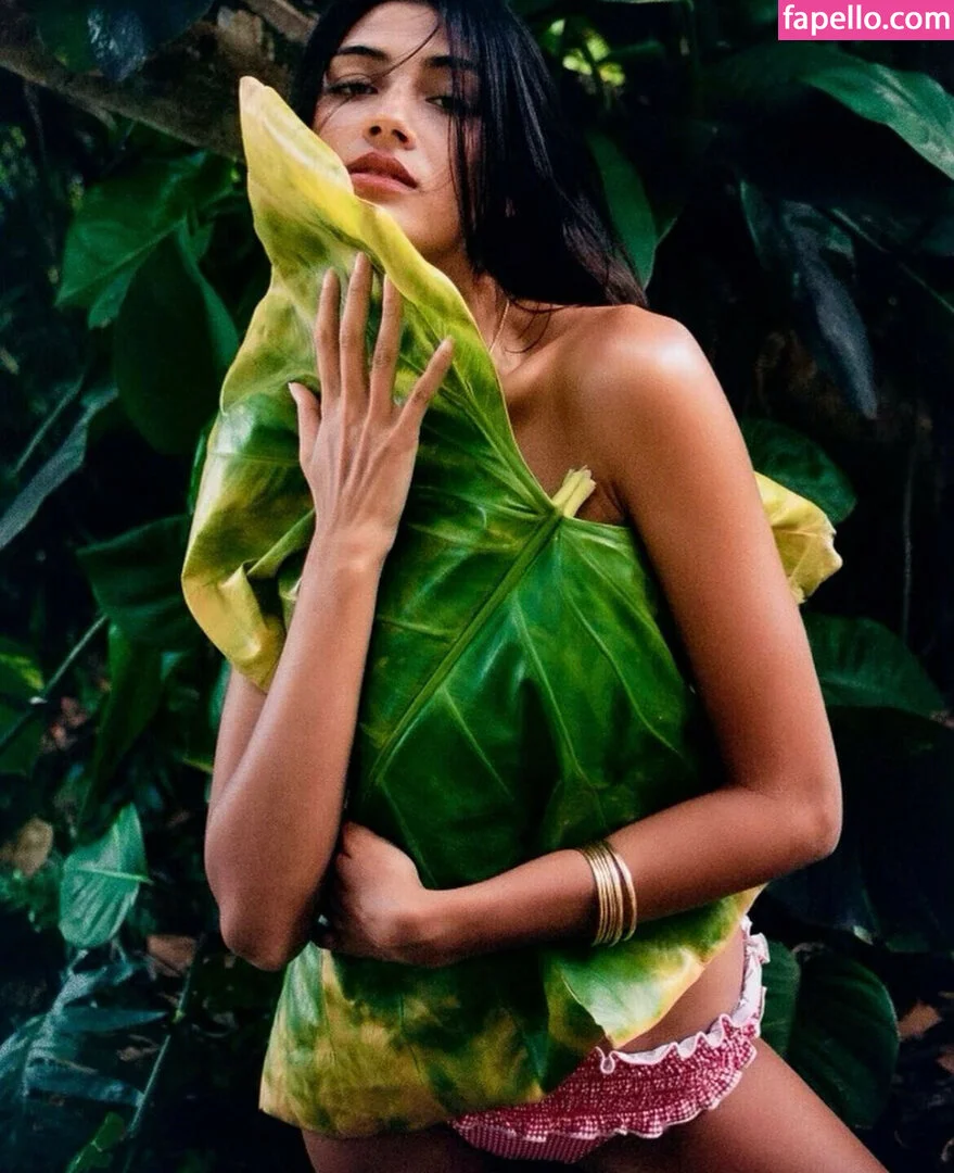 Meeya Dugied Onlyfans Photo Gallery 