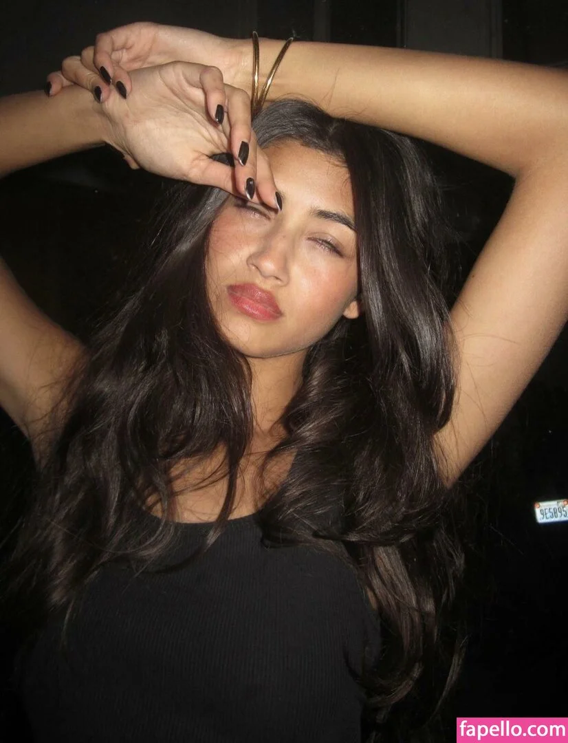 Meeya Dugied Onlyfans Photo Gallery 