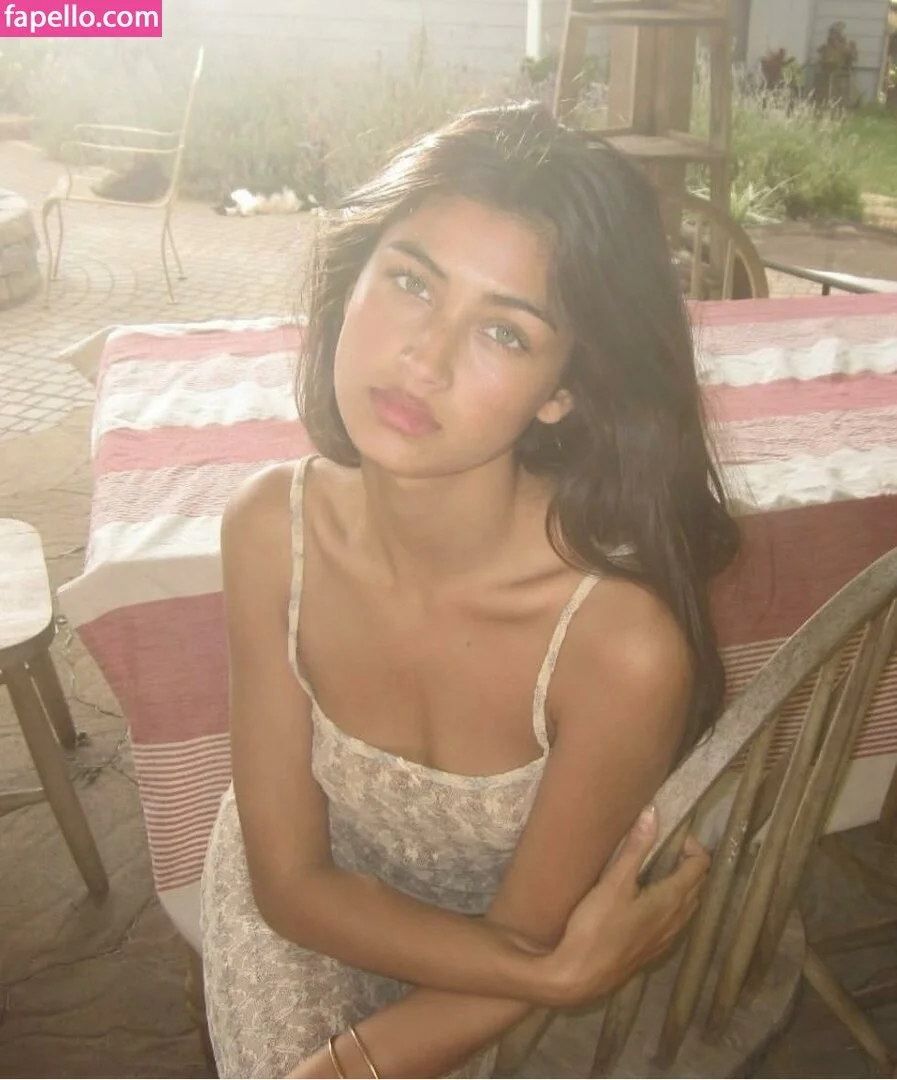 Meeya Dugied Onlyfans Photo Gallery 