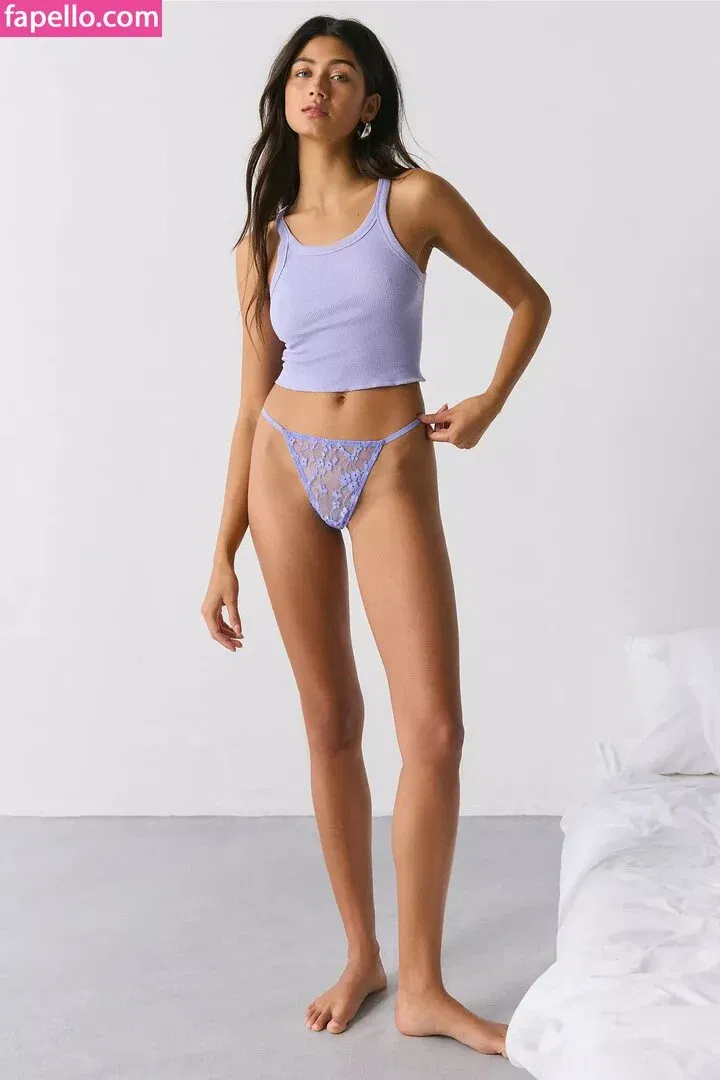 Meeya Dugied Onlyfans Photo Gallery 