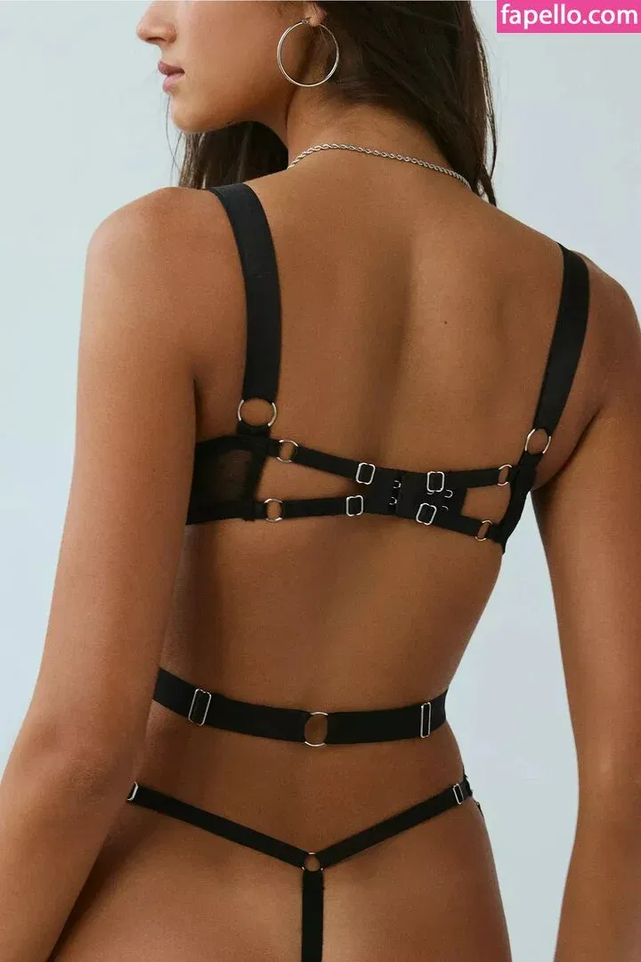 Meeya Dugied Onlyfans Photo Gallery 