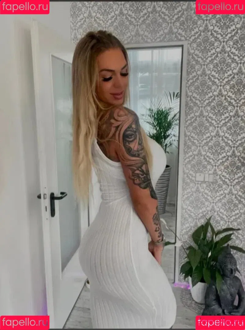 TS-MiaDeluxxe Transgirl Onlyfans Photo Gallery 