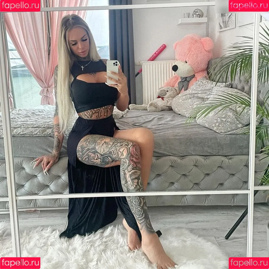 TS-MiaDeluxxe Transgirl Onlyfans Photo Gallery 