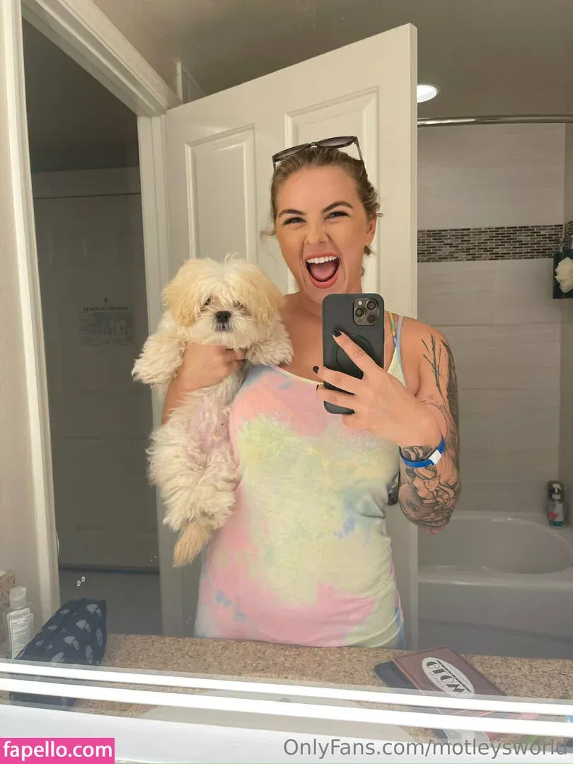 motleysworld Onlyfans Photo Gallery 