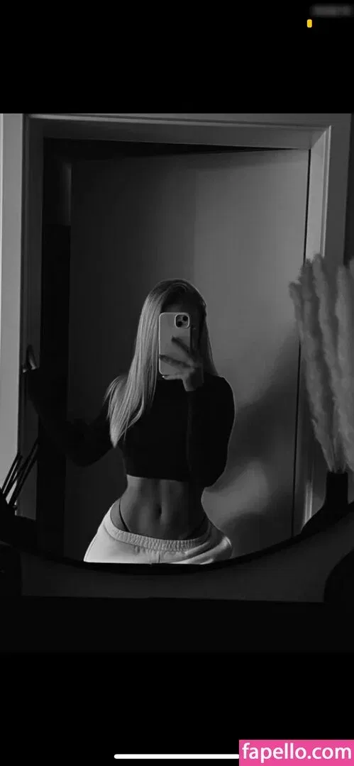 Fiona Kaiser Onlyfans Photo Gallery 