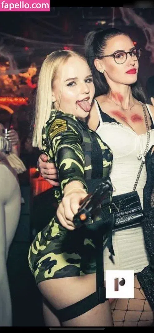 Fiona Kaiser Onlyfans Photo Gallery 