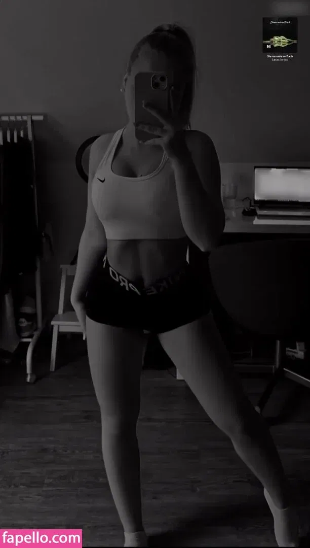 Fiona Kaiser Onlyfans Photo Gallery 