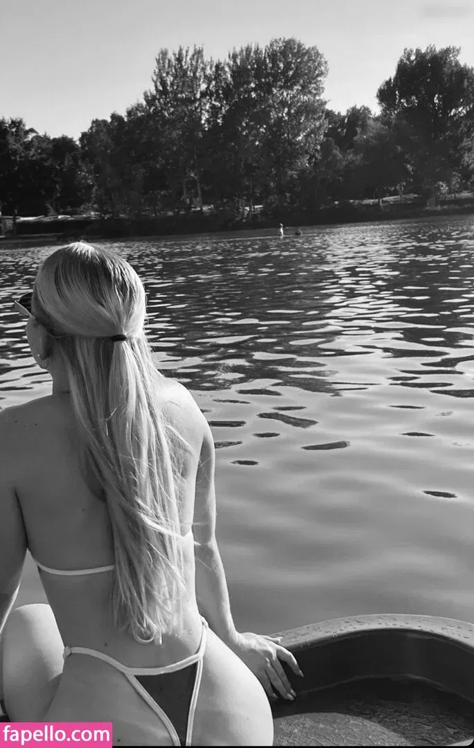 Fiona Kaiser Onlyfans Photo Gallery 