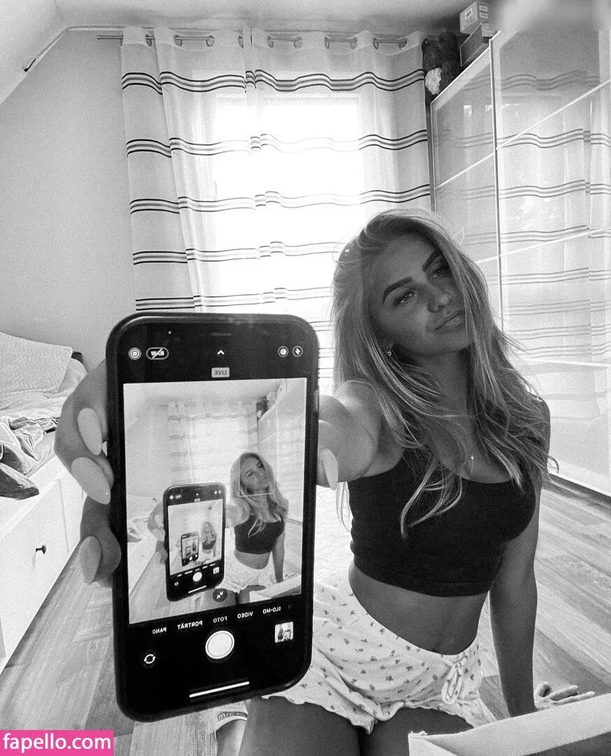 Crazy Chantii Onlyfans Photo Gallery 